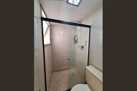 Apartamento à venda com 130m², 3 quartos e 1 vaga Apartamento à venda com 130m², 3 quartos e 1 vagaBanheiro Social