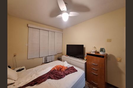 Apartamento à venda com 130m², 3 quartos e 1 vaga Apartamento à venda com 130m², 3 quartos e 1 vaga Suíte