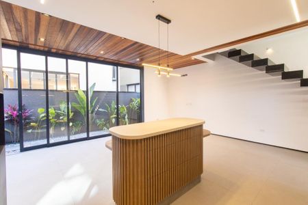 Casa de condomínio para alugar com 180m², 3 quartos e 2 vagas Casa de condomínio para alugar com 180m², 3 quartos e 2 vagasSala/Cozinha