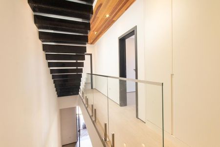 Corredor de casa de condomínio para alugar com 3 quartos, 180m² em Santa Cândida, Curitiba