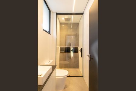 Banheiro da Suíte 1 de casa de condomínio para alugar com 3 quartos, 180m² em Santa Cândida, Curitiba