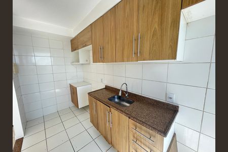 Cozinha de apartamento para alugar com 2 quartos, 50m² em Madureira, Rio de Janeiro