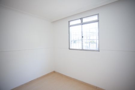 Apartamento à venda com 58m², 3 quartos e 1 vagaQuarto 2