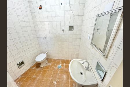 Casa para alugar com 90m², 3 quartos e sem vaga Casa para alugar com 90m², 3 quartos e sem vagaBanheiro da Suíte 2