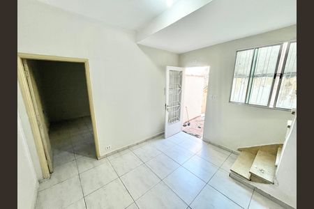 Casa para alugar com 90m², 3 quartos e sem vaga Casa para alugar com 90m², 3 quartos e sem vagaSalav