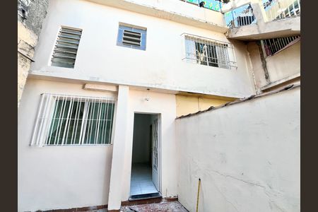 Entrada de casa para alugar com 3 quartos, 90m² em Vila Bancaria Munhoz, São Paulo