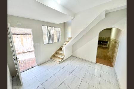 Sala de casa para alugar com 3 quartos, 90m² em Vila Bancaria Munhoz, São Paulo