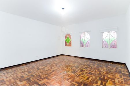 Casa para alugar com 3 quartos, 200m² em Jardim Santa Clara, Guarulhos