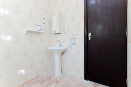 Casa para alugar com 200m², 3 quartos e 4 vagasBanheiro Social