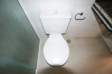 Apartamento à venda com 77m², 2 quartos e 2 vagas Apartamento à venda com 77m², 2 quartos e 2 vagasBanheiro