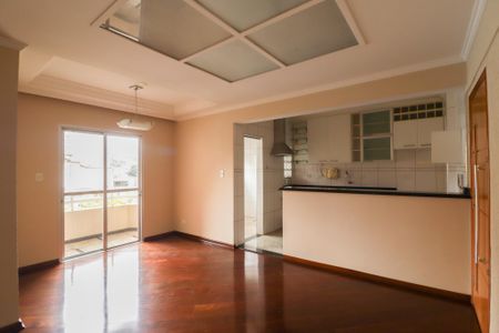 Sala de apartamento à venda com 2 quartos, 77m² em Vila Pauliceia, São Paulo