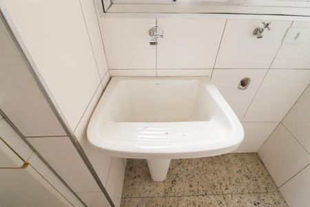 Cozinha e Área de Serviço de apartamento à venda com 2 quartos, 77m² em Vila Pauliceia, São Paulo