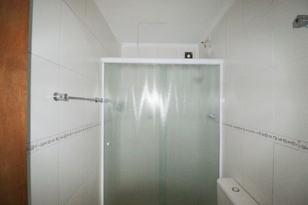Banheiro  de apartamento à venda com 2 quartos, 77m² em Vila Pauliceia, São Paulo