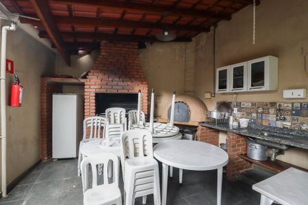 Apartamento à venda com 77m², 2 quartos e 2 vagas Apartamento à venda com 77m², 2 quartos e 2 vagasChurrasqueira
