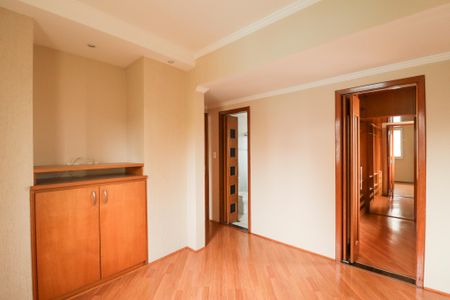 Apartamento à venda com 77m², 2 quartos e 2 vagas Apartamento à venda com 77m², 2 quartos e 2 vagasSuíte