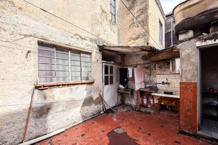 Casa à venda com 1000m², 3 quartos e 2 vagasÁrea de Serviço