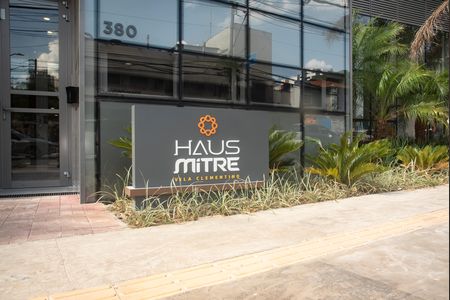 Studio à venda com 28m², 1 quarto e sem vagaFrente