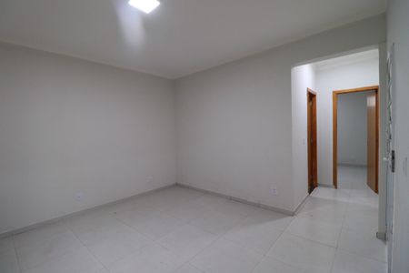 Sala de casa para alugar com 2 quartos, 80m² em Vila Elisa, Ribeirão Preto
