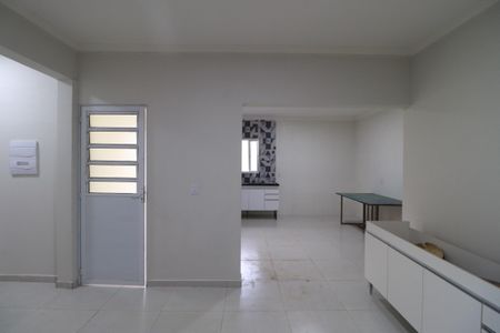 Casa para alugar com 80m², 2 quartos e 1 vagaSala