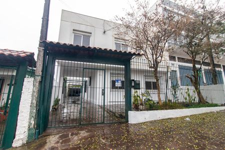 Apartamento para alugar com 100m², 2 quartos e 1 vaga Apartamento para alugar com 100m², 2 quartos e 1 vagaFachada