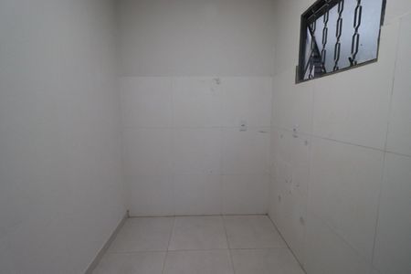 Casa para alugar com 100m², 2 quartos e 1 vagaQuarto de serviço 