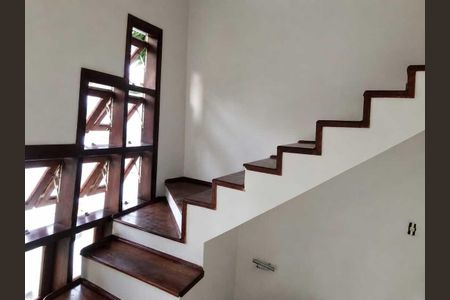 Casa de condomínio para alugar com 800m², 2 quartos e 8 vagasSala
