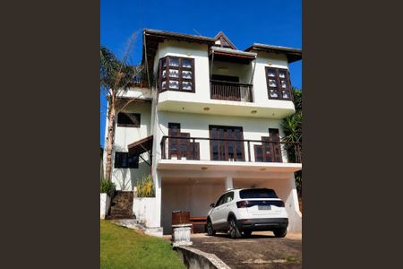 Casa de condomínio para alugar com 800m², 2 quartos e 8 vagasFachada