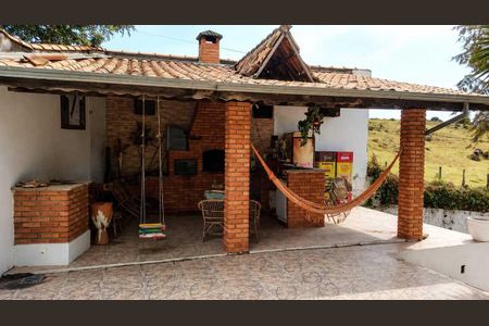 Casa de condomínio para alugar com 800m², 2 quartos e 8 vagasChurrasqueira