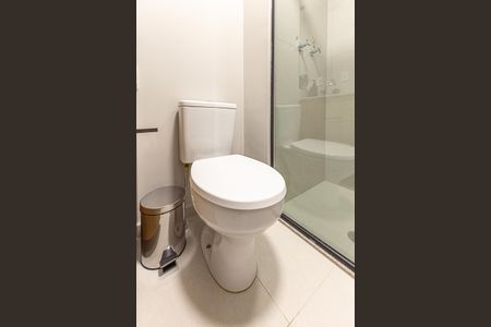Studio para alugar com 30m², 1 quarto e sem vaga Studio para alugar com 30m², 1 quarto e sem vagaBanheiro