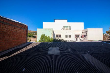 Vista da Sala de apartamento para alugar com 2 quartos, 70m² em São José, Porto Alegre