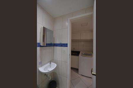 Apartamento à venda com 215m², 3 quartos e 2 vagasBanheiro de serviço