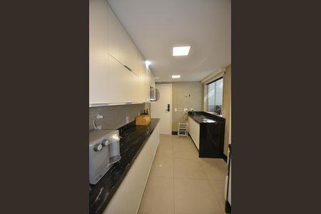 Cozinha de apartamento à venda com 3 quartos, 215m² em Vila Valqueire, Rio de Janeiro