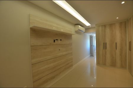 Apartamento à venda com 215m², 3 quartos e 2 vagasQuarto 1 Suite