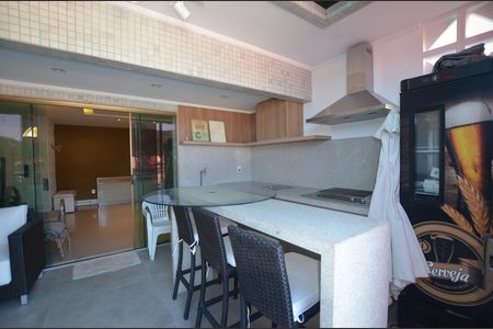 Apartamento à venda com 215m², 3 quartos e 2 vagasVaranada Gourmet