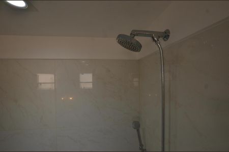 Banheiro da Suíte de apartamento à venda com 3 quartos, 215m² em Vila Valqueire, Rio de Janeiro