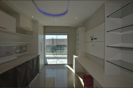 Apartamento à venda com 215m², 3 quartos e 2 vagasQuarto 3