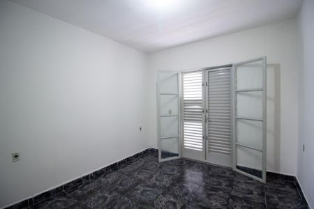 Casa para alugar com 67m², 2 quartos e 1 vagaQuarto 1