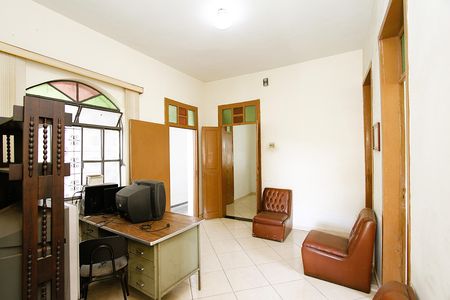 Casa para alugar com 120m², 3 quartos e 2 vagasSala