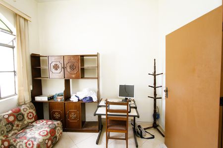 Casa para alugar com 120m², 3 quartos e 2 vagasQuarto 1