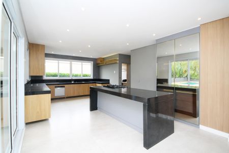 Casa de condomínio para alugar com 400m², 4 quartos e 6 vagas Casa de condomínio para alugar com 400m², 4 quartos e 6 vagasCozinha