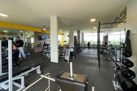 Casa de condomínio para alugar com 400m², 4 quartos e 6 vagas Casa de condomínio para alugar com 400m², 4 quartos e 6 vagasÁrea comum - Academia