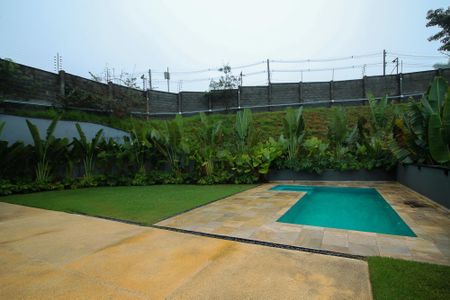 Casa de condomínio para alugar com 400m², 4 quartos e 6 vagas Casa de condomínio para alugar com 400m², 4 quartos e 6 vagasPiscina