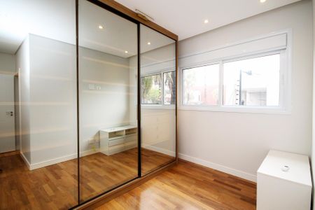 Casa de condomínio para alugar com 400m², 4 quartos e 6 vagas Casa de condomínio para alugar com 400m², 4 quartos e 6 vagasSuíte 3