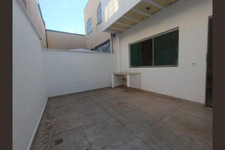 Casa para alugar com 2 quartos, 60m² em Granja Verde, Contagem