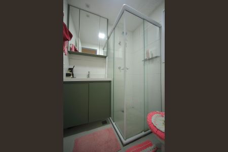 Apartamento à venda com 57m², 2 quartos e 2 vagasBanheiro da Suíte 