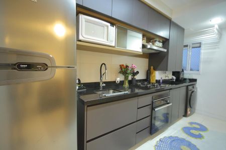 Apartamento à venda com 57m², 2 quartos e 2 vagasCozinha 