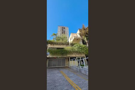 Fachada de apartamento para alugar com 3 quartos, 105m² em Alto de Pinheiros, São Paulo