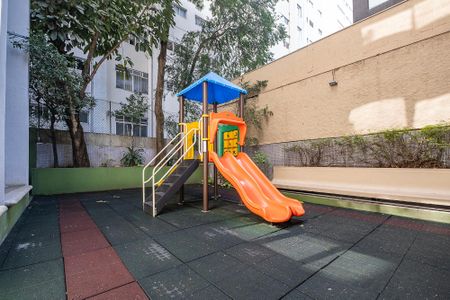Playground de apartamento para alugar com 2 quartos, 122m² em Cerqueira César, São Paulo