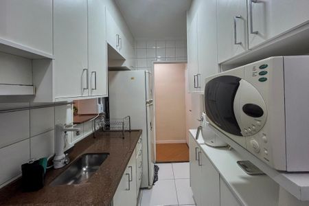 Apartamento à venda com 65m², 2 quartos e 1 vaga Apartamento à venda com 65m², 2 quartos e 1 vagaCozinha