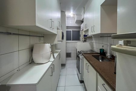 Apartamento à venda com 65m², 2 quartos e 1 vaga Apartamento à venda com 65m², 2 quartos e 1 vagaCozinha